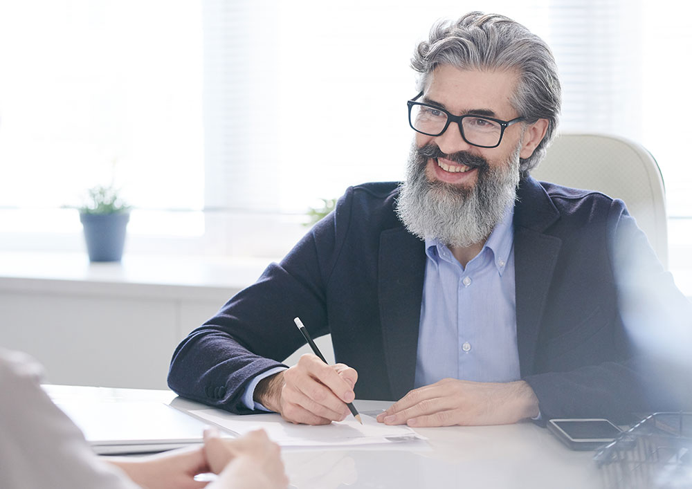 Navigating The Seven Stages of an Employee Life Cycle